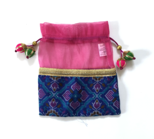 Medium sized batwa (pink and blue)